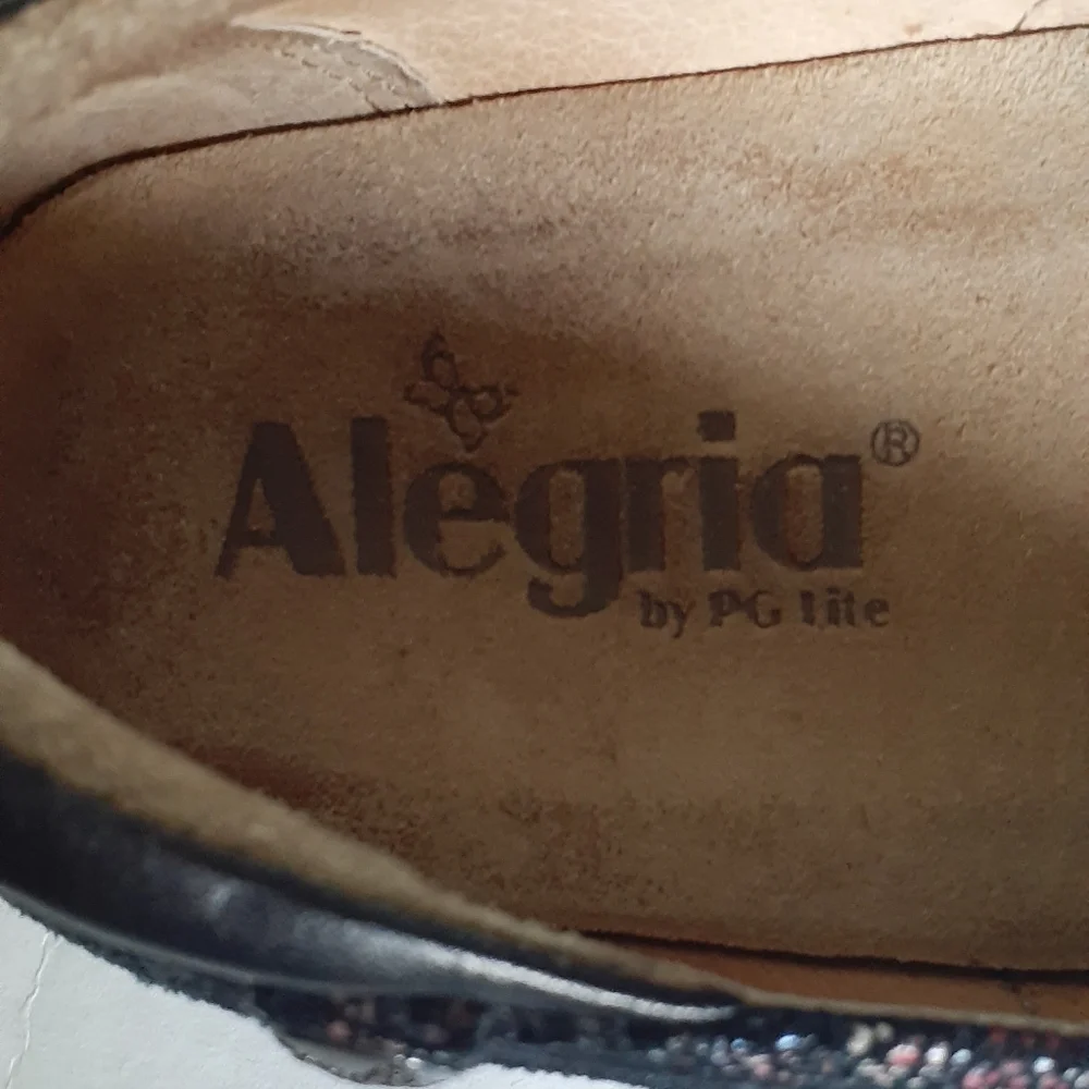 Alegria Black Floral Slip-On Clogs with Multicolor Accents. Size 38 EU. 7.5 US.